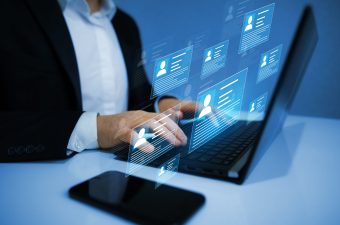 Online and modern technologies for simplifying the human resourc